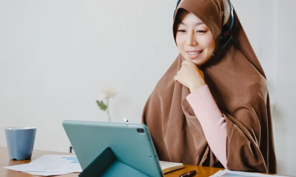 Online Female Quran Teachers for Non-Arabic Speaking Females